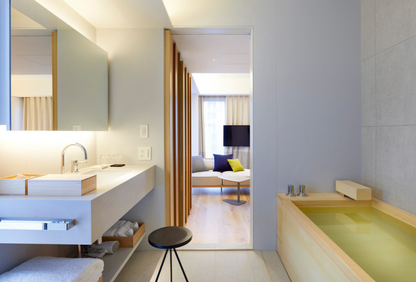 部分房間設有浴缸。（圖片來源：Tsuki Hotel）