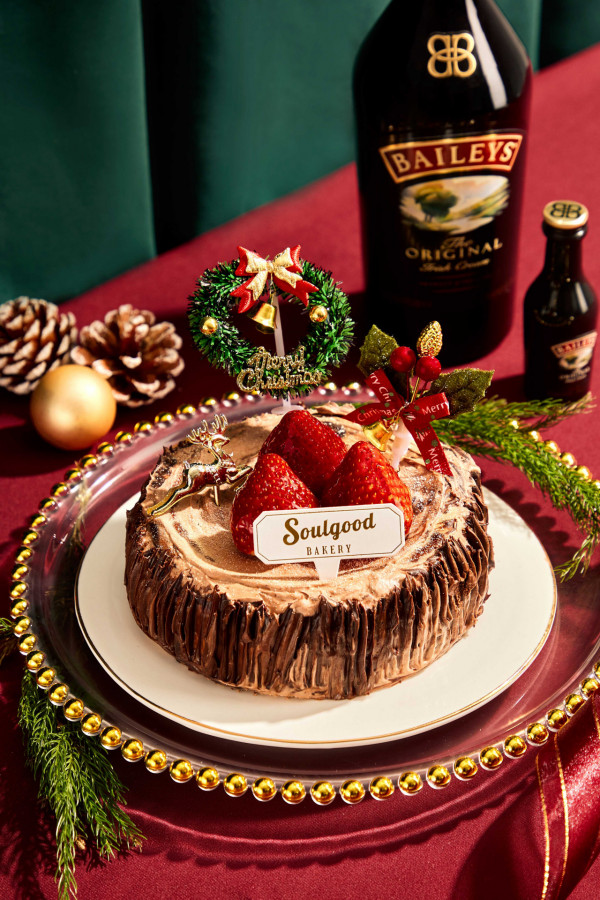 Soulgood Bakery推出聖誕新年節⽇限定蛋糕！Baileys聖誕樹幹巴斯克芝⼠蛋糕／Baileys罐裝蛋糕