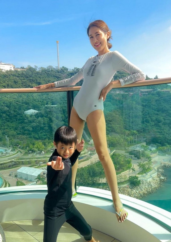 更多陳敏之近照