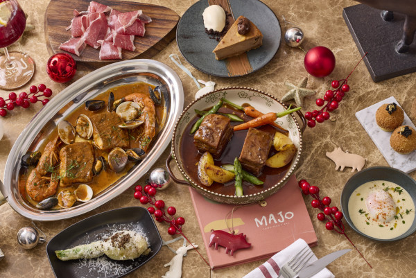 中環露天西班牙餐廳「MAJO」推出聖誕限定套餐    慢煮牛腩配小牛肉汁／西班牙煮海鮮湯／松露香脆翠玉瓜花釀雜蘑菇