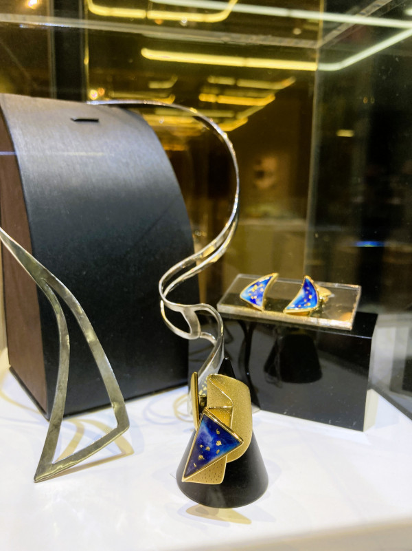 中西典雅結晶琺瑯展 盡覽古今珍貴器具/首飾/畫作