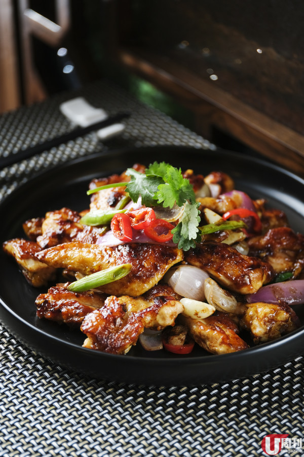 跑馬地精品菜館 心機沙薑生煎雞 / 超甜鮮鮑黑蒜燉雞湯