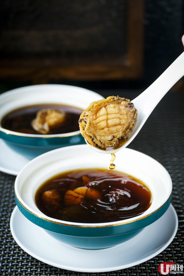 跑馬地精品菜館 心機沙薑生煎雞 / 超甜鮮鮑黑蒜燉雞湯