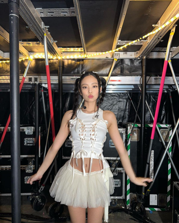更多Jennie近照