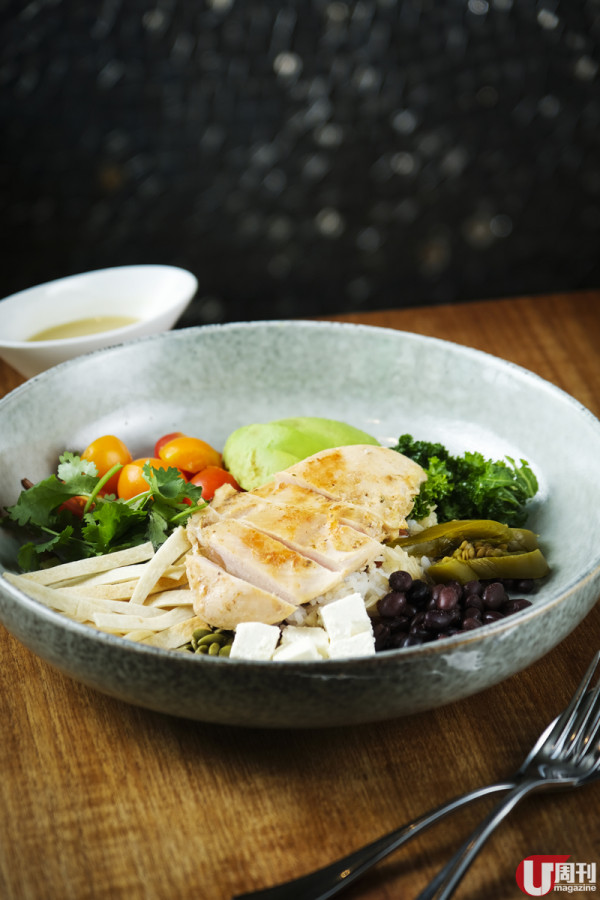 酒店健康概念餐廳  午市限定沙律吧 / 環球口味 POKE BOWL