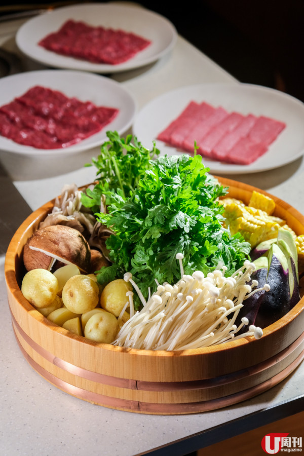 碧咸熱捧燒肉店 特製宇宙工學炊鍋 / 一爐食勻火鍋燒肉