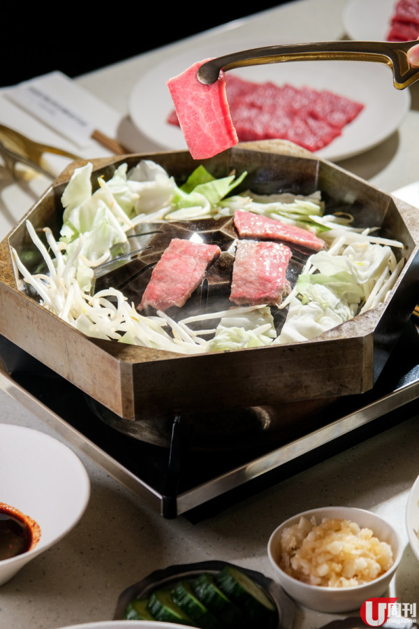 碧咸熱捧燒肉店 特製宇宙工學炊鍋 / 一爐食勻火鍋燒肉