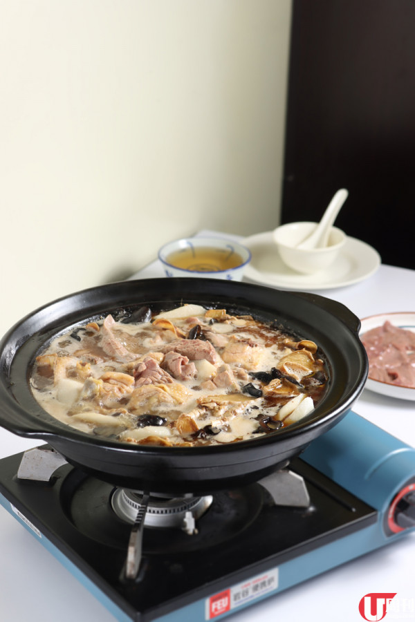 渣華道街市人氣店小二 搬去北角 / 必試刁鑽指天翅