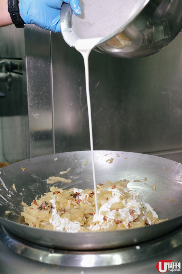 本地製作足料蘿蔔糕 每底約用 1 斤蘿蔔 / 1 月 6 日截單