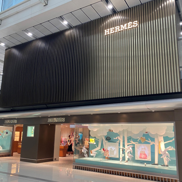 香港機場購物區3大名店進駐！全球首個雲集LV旗艦店／Chanel／Hermes機場！推出限時優惠