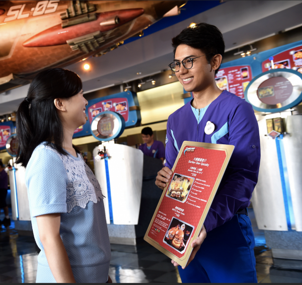 香港迪士尼樂園2月舉辦園區招聘日 逾600個全職兼職空缺！做滿半年再派$6000獎金 