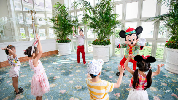 迪士尼酒店｜香港迪士尼樂園酒店+探索家度假酒店低至44折！人均$329起住宿