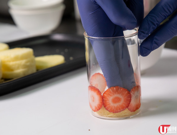 專業甜品廚指導 神還原慕絲罐罐蛋糕