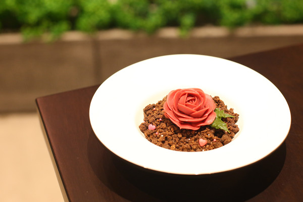 AK甜品店「雪月花」情人節限定甜品 玫瑰花朱古力軟心蛋糕/麻糬紫薯撻