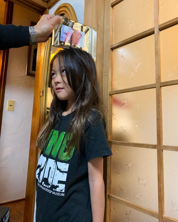 《超人回來了》秋小愛13歲生日!父母PO相慶祝感性落淚!近照判若兩人