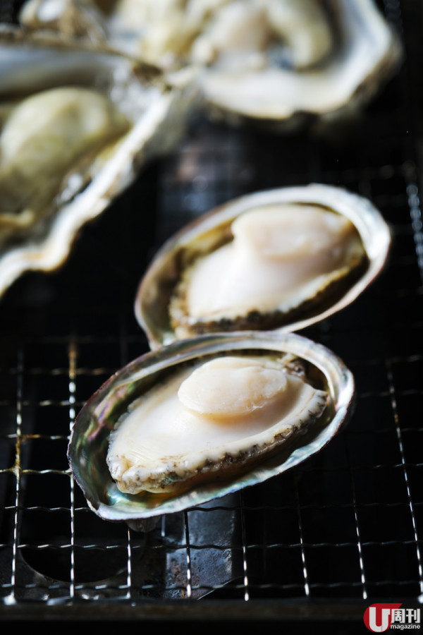 銅鑼灣上樓 BBQ 店 冷氣房海鮮燒烤放題 / 生猛龍蝦鮑魚日本蠔