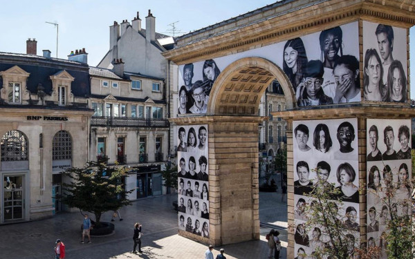 藝術企劃《Inside Out Project》全民參與 收集笑臉照片 海港城展出