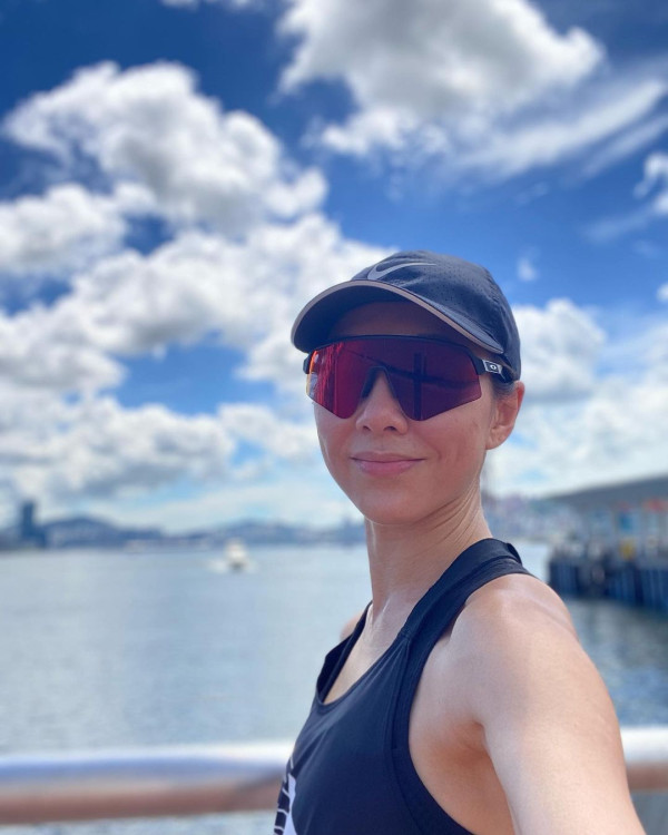 2.	均衡飲食：由於運動量大，定欣不會刻意節食，不過定欣會盡量少吃煎炸食物和避免攝取過量的澱粉質。