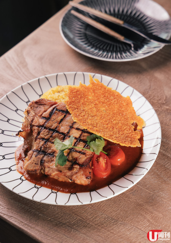 尖沙咀鬧市 "Resort" 酒吧餐廳 180 度維港靚景天台 / Fusion 美食配雞尾酒 