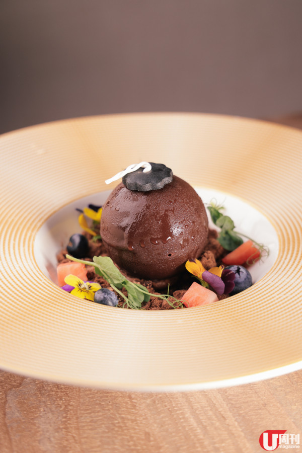 尖沙咀鬧市 "Resort" 酒吧餐廳 180 度維港靚景天台 / Fusion 美食配雞尾酒 