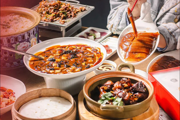 2026深圳深業上城一日遊 | 20+深業上城美食餐廳/人氣茶飲/輕食Cafe推介