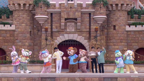 MIRROR三子驚喜現身迪士尼樂園Duffy慶祝派對 Anson Lo、Edan、Ian大跳萌粉舞襯到絕