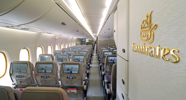 阿聯酋航空3月底重開香港直飛杜拜航班 每周共14班機飛杜拜 