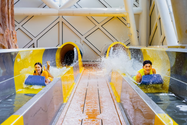 澳門新濠影滙水上樂園買一送一！$235起玩全澳唯一巨型水泡滑梯！