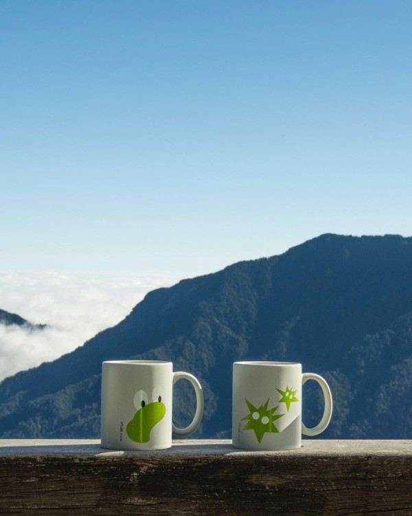 台中自由行2024｜全台最高海拔森系Cafe正式開幕 海拔高達3160米！壯麗群山環繞下歎咖啡 