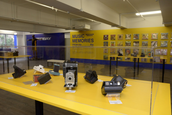迷你倉變身「回憶博物館」 展出大量潮物、玩具、相機珍貴收藏！