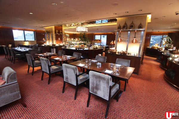 文華東方酒店快船廊 688 元 4 小時自助餐 / 狂食海鮮 + 燒牛肉 + 經典芝士蛋糕