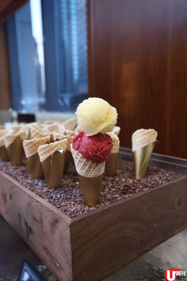 文華東方酒店快船廊 688 元 4 小時自助餐 / 狂食海鮮 + 燒牛肉 + 經典芝士蛋糕