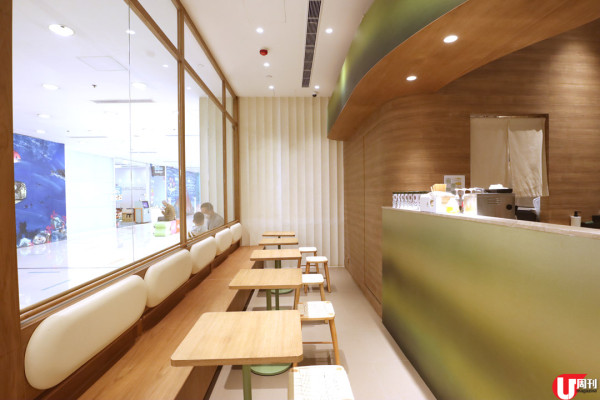 茶飲店首推 AI 泡茶機 紅白黑青茶沖 Mocktail  / 刁鑽日本蘭王蛋雞蛋仔