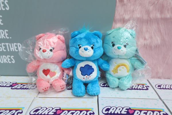 旺角CareBears期間限定店 必買香氣毛公仔、日版文具精品！