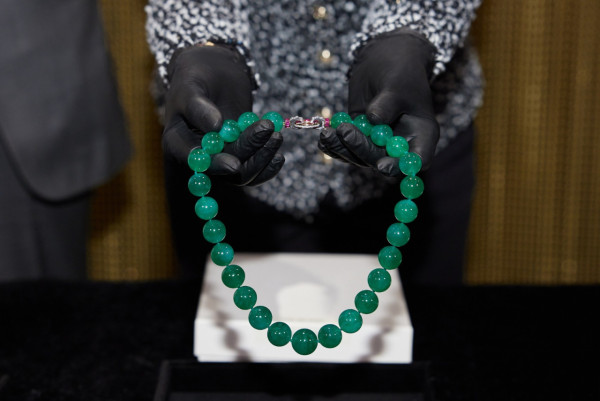 速覽Cartier大展  溫莎公爵夫人首飾 自由鳥 美洲豹 珠寶動物見證奢侈的自由