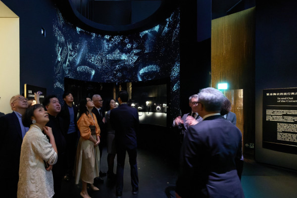 速覽Cartier大展  溫莎公爵夫人首飾 自由鳥 美洲豹 珠寶動物見證奢侈的自由