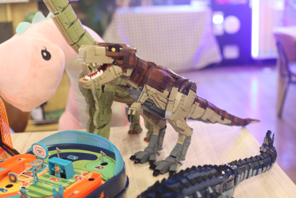 親子餐廳2026｜小朋友最愛餐廳推介　地方大又玩又食Pizza炸薯圈卡通美食打卡