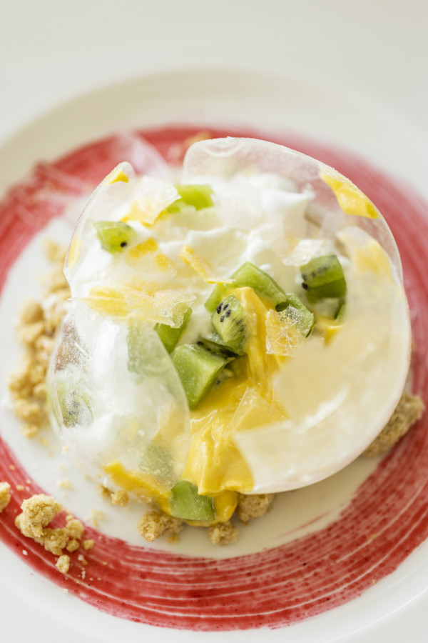 Fortnum & Mason推英式春日限定蘆筍菜式 風乾火腿鮮蘆筍/鮮蘆筍濃湯/鮮蘆筍梳芙厘/輕盈午市套餐