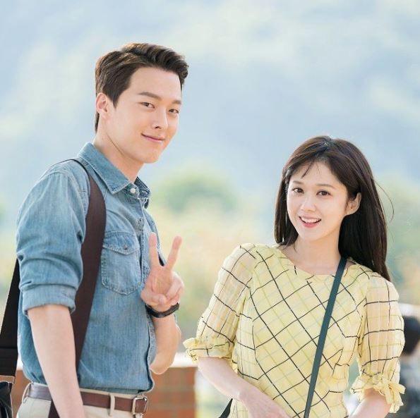 在韓劇《Go Back夫婦》中搭檔28歲新人演員張基龍，同樣毫無違和！