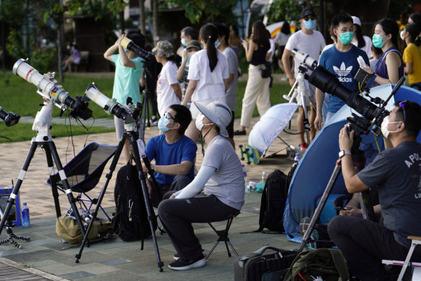 太空館免費派發太陽濾光片！4月觀賞香港罕見「日偏食」！即睇最佳觀賞時間！