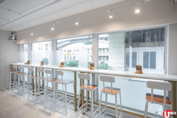 利東街旁純白上樓咖啡店 超有水準！店主手工製甜品麵包