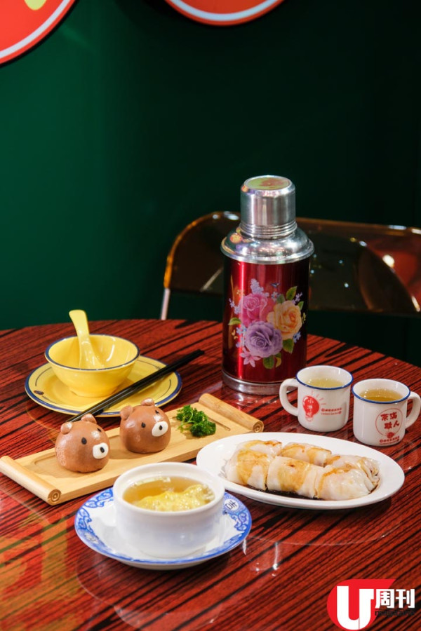 電車卡座懷舊大排檔 招牌黑燒鵝 / 餐牌動畫呈現菜式