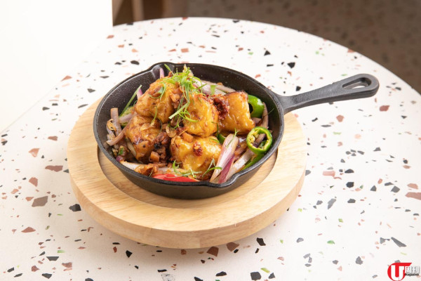 旺角創意甜品小食店 畫板雞蛋仔 / 鑊仔疏乎厘 / 鐵板炒燒賣