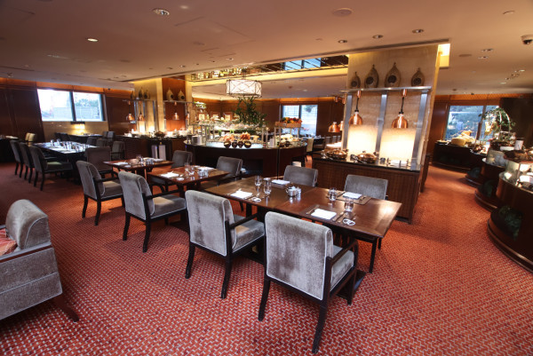 文華東方酒店快船廊 688 元四小時自助餐 / 狂食海鮮 + 燒牛肉 + 文華芝士蛋糕