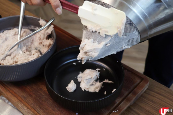 Youtube 頻道大廚 教做芋泥肉鬆爆餡吐司