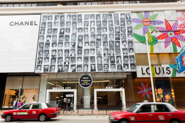 尖沙咀好去處｜全新黑白風藝術裝置《Inside Out Project》 逾450張笑臉滿佈海港城！