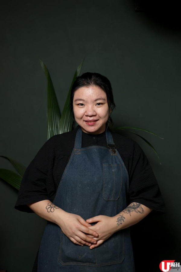 觀塘工廈甜品 CAFE 念念 超靚蜜柑卷蛋 / 富士山蛋糕