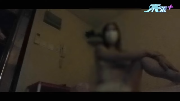 東張西望｜觀塘多幢工業大廈驚變色情場所流鶯24小時接客 攝製隊放蛇問價被抬高腳色誘