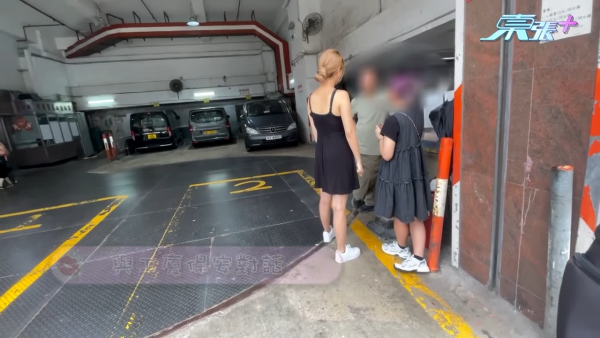 東張西望｜觀塘多幢工業大廈驚變色情場所流鶯24小時接客 攝製隊放蛇問價被抬高腳色誘