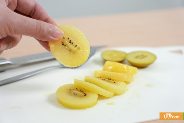 切水果方法｜快速簡單！6種切水果去皮去核方法　三刀切橙／火龍果／芒果／奇異果／菠蘿／士多啤梨去蒂